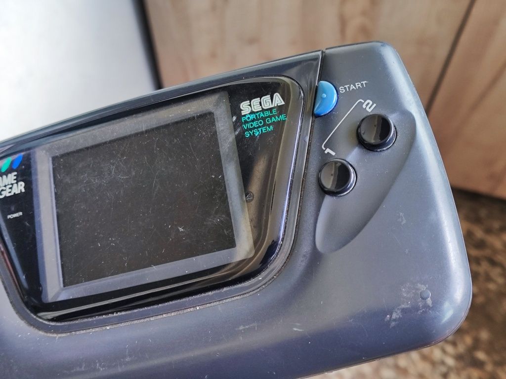 Конзола sega game gear