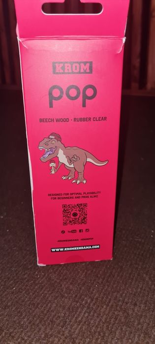 Kendama Krom Roșie Rober