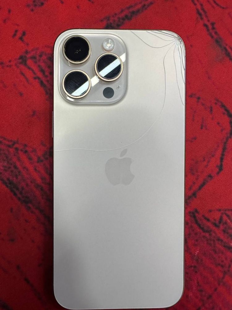 Iphone 16 pro max 246 dual sim 850$
