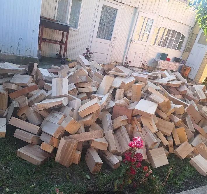 vand lemne de foc esenta tare