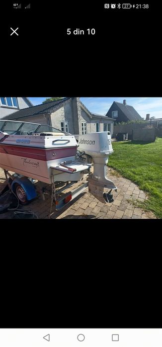 Vând barca 6 pers. cu motor+peridoc