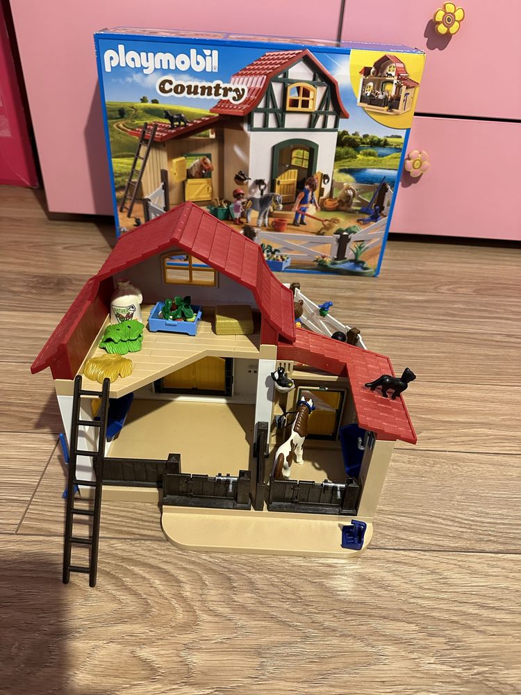 Playmobil Country 6927 – Ferma Poneilor