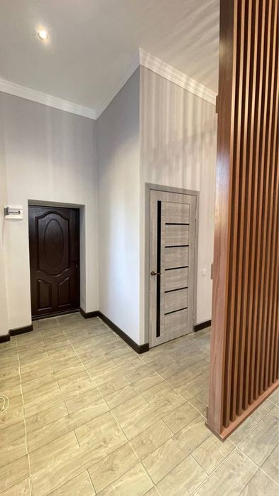 Офис 1/1/9, 42 кв.м. метро Айбек, евроремонт