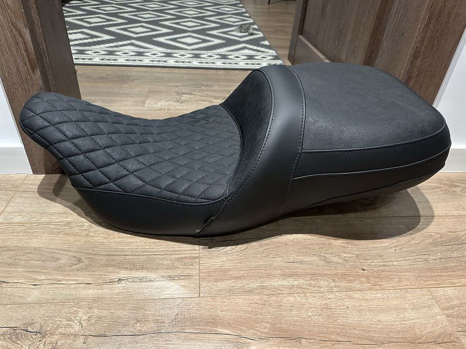 Sa dubla Harley Davidson