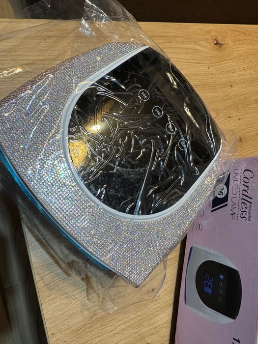 Uv Led акумулаторна лампа