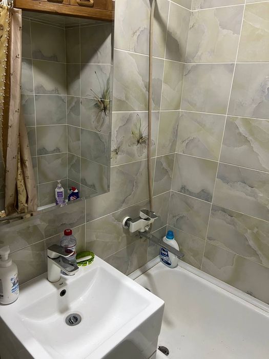 Здаю 2 ком Лисунова 4