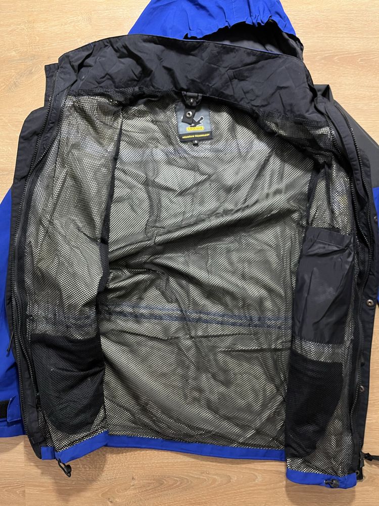 Salewa Gore-Tex яке размер S-M