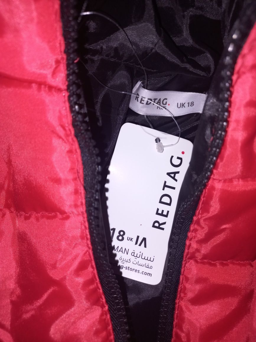 Новая куртка от бренда Red tag