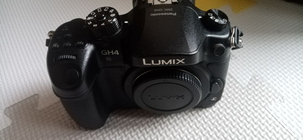 Panasonic Lumix GH4 R impecabil