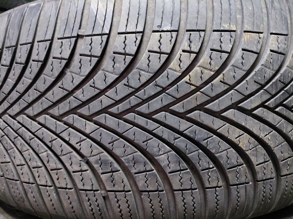 225/50/17" Debica 2бр.гуми. дот2023