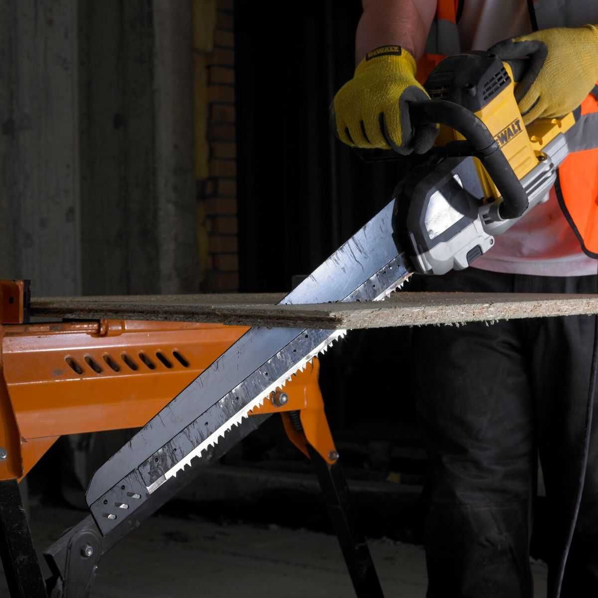 Алигатор за рязане на газобетонни блокове DeWALT DWE399-QS 1700 W, 430
