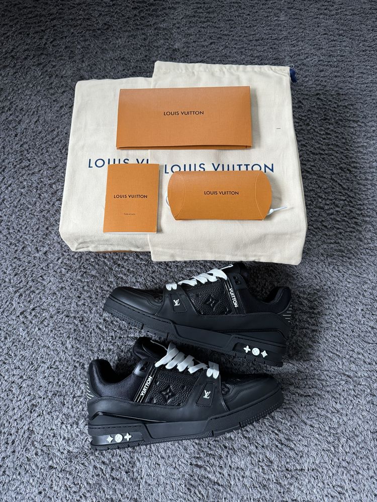 Louis Vuitton Trainers Black