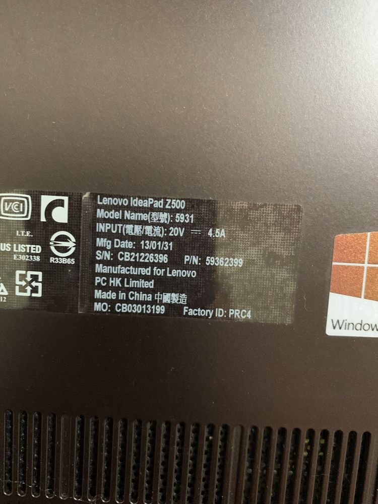 Laptop Lenovo Slim intel core i7,Display 15,6 spart cititi anuntul
