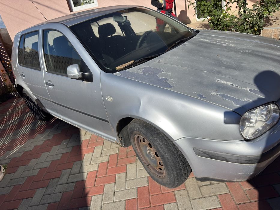 Golf 4 1.6 dezmembrari