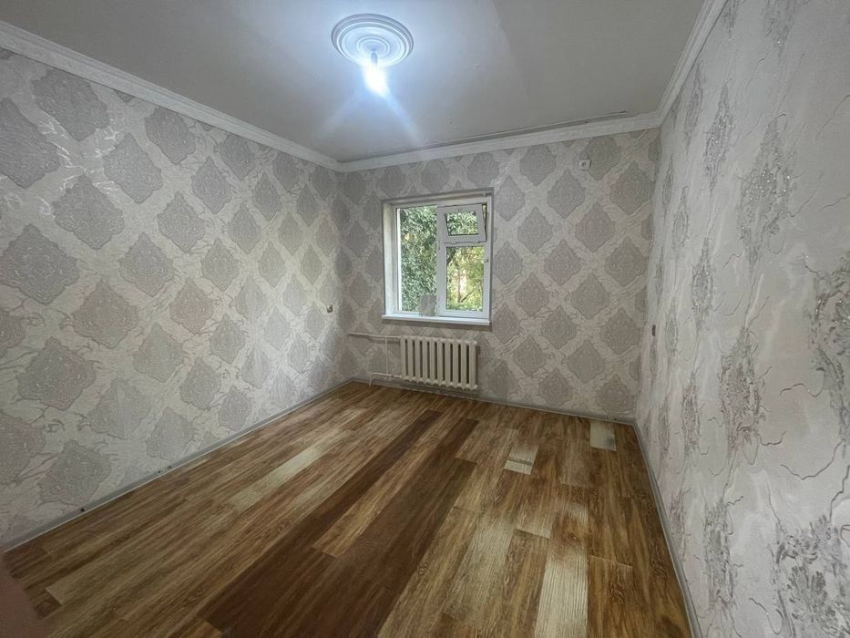 Продаеться  1комнатная квартира Максим .Горкий 23.000 у.е