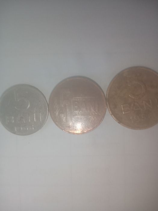 Vând monede vechi, românești, câteva din Elveția,8000 Lei,negociabil