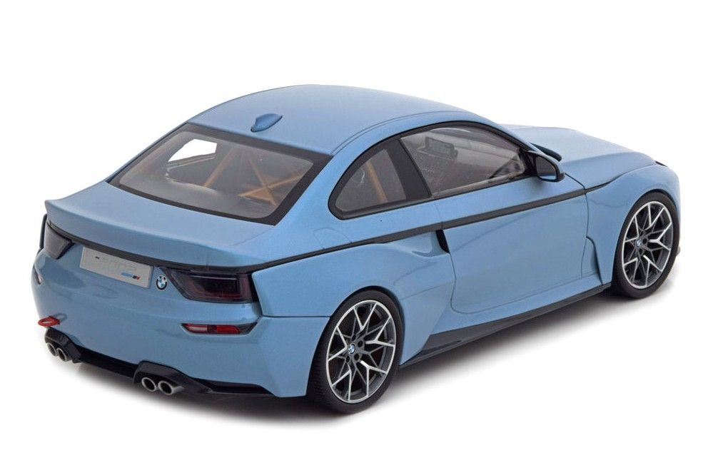 Macheta originala Bmw 2002 Hommage Blue scara 1:18