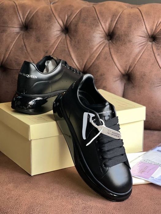 Alexander McQueen {35-46}