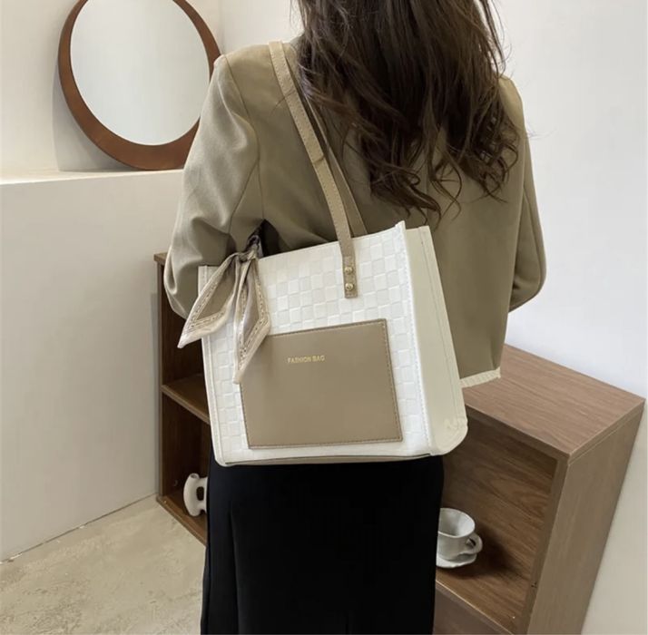 Сумка шопер вместительная в корейском стиле