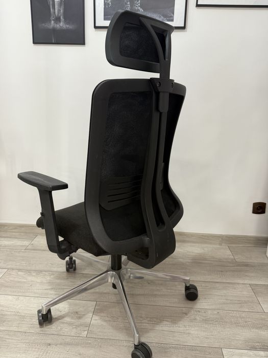 Scaun de birou directorial