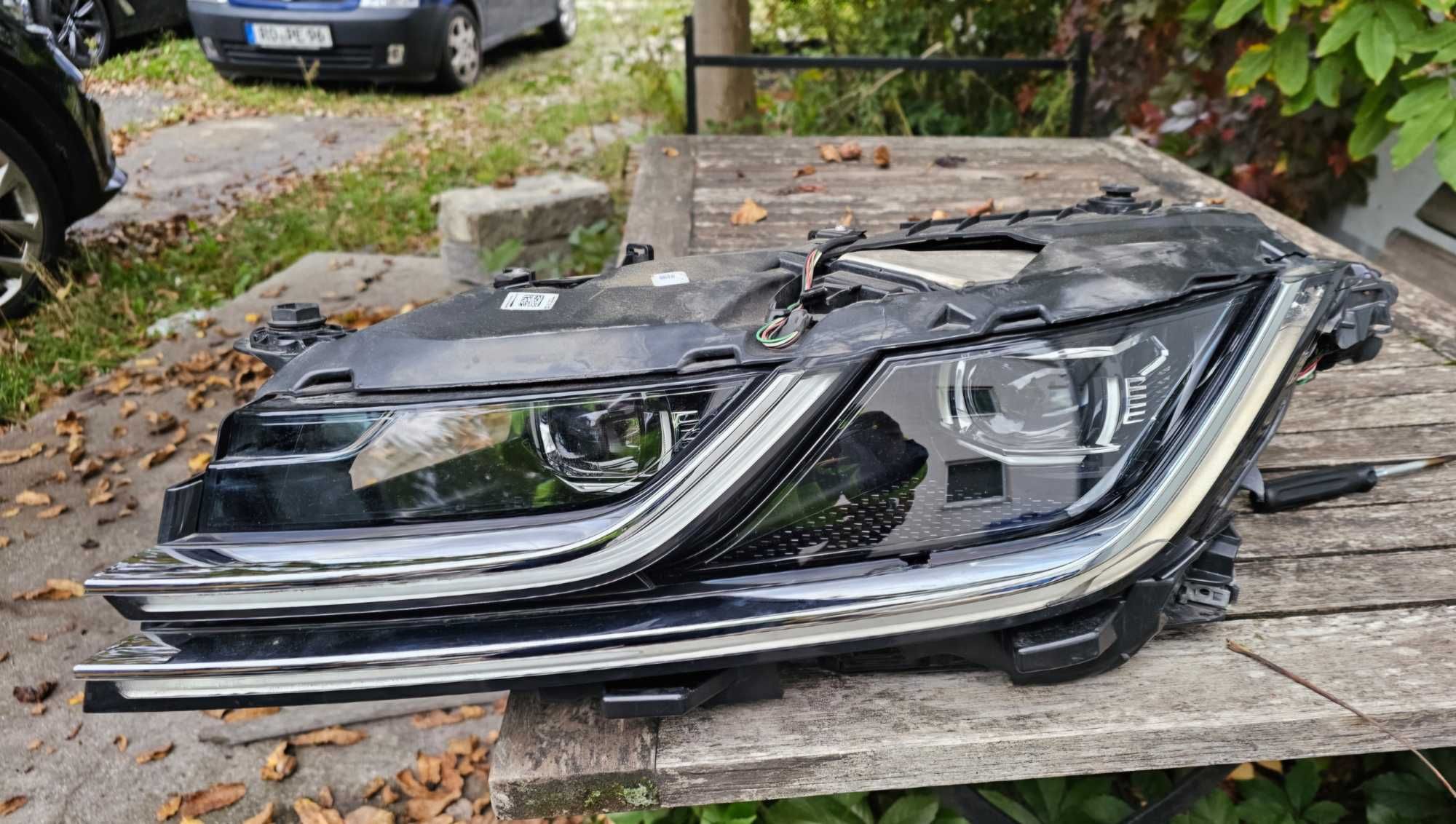 Дефектен фар за Артеон 3G8941081 Full led