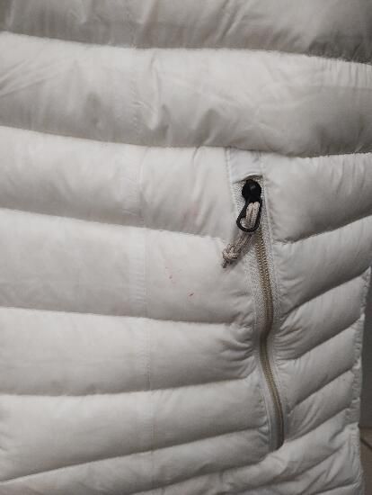 Vestă cu umplutură din puf Mt100 Trekking - produs resigilat Decathlon