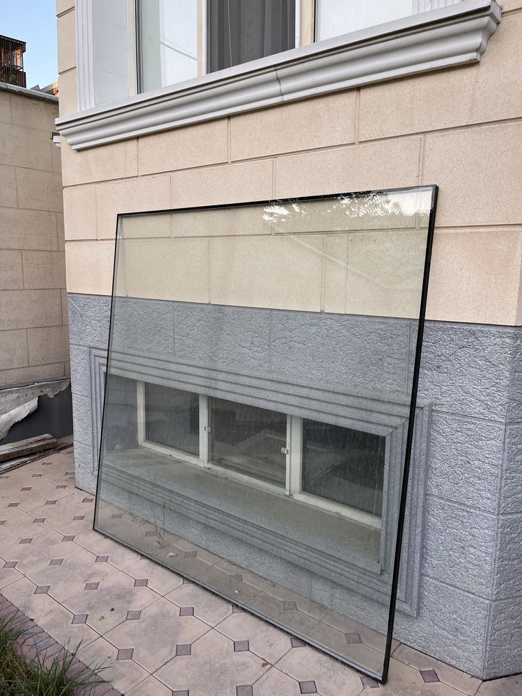 Продается стекло срочно