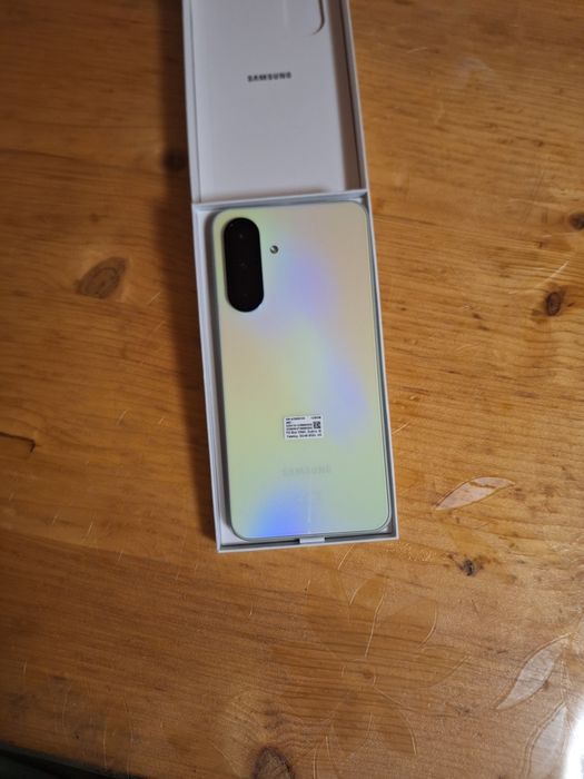 Vând telefon Samsung  A36 5G