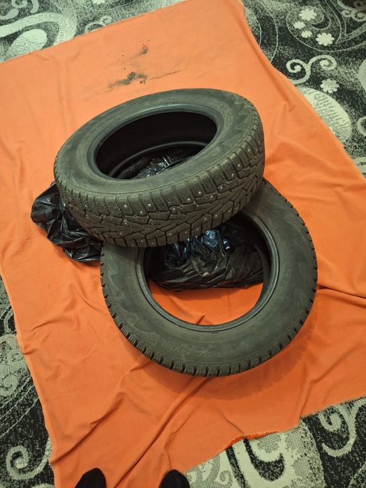 Продам шины  и бампер