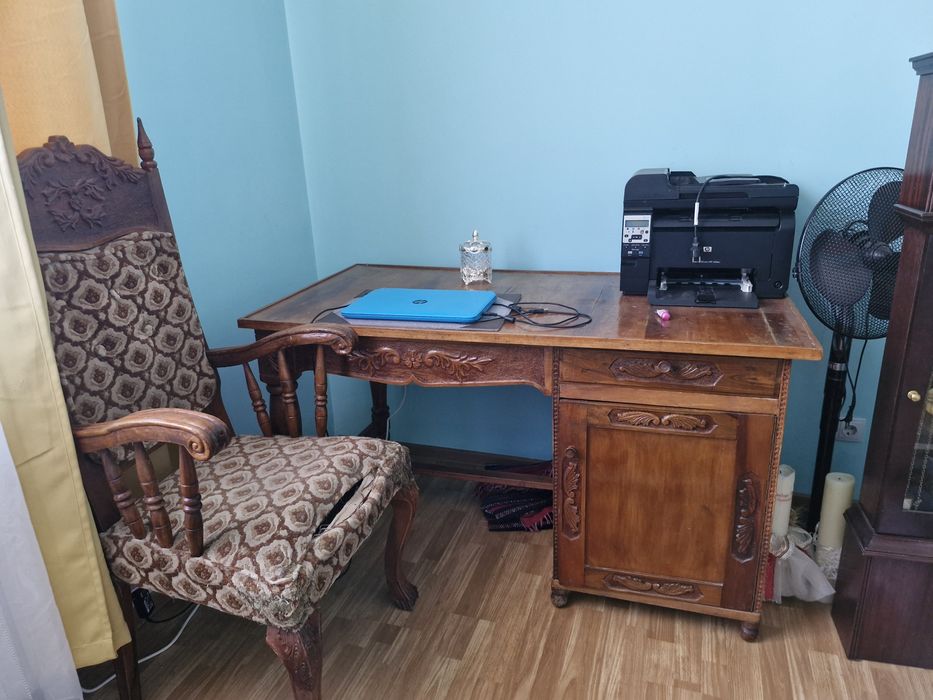 Birou și scaun lemn masiv de cires