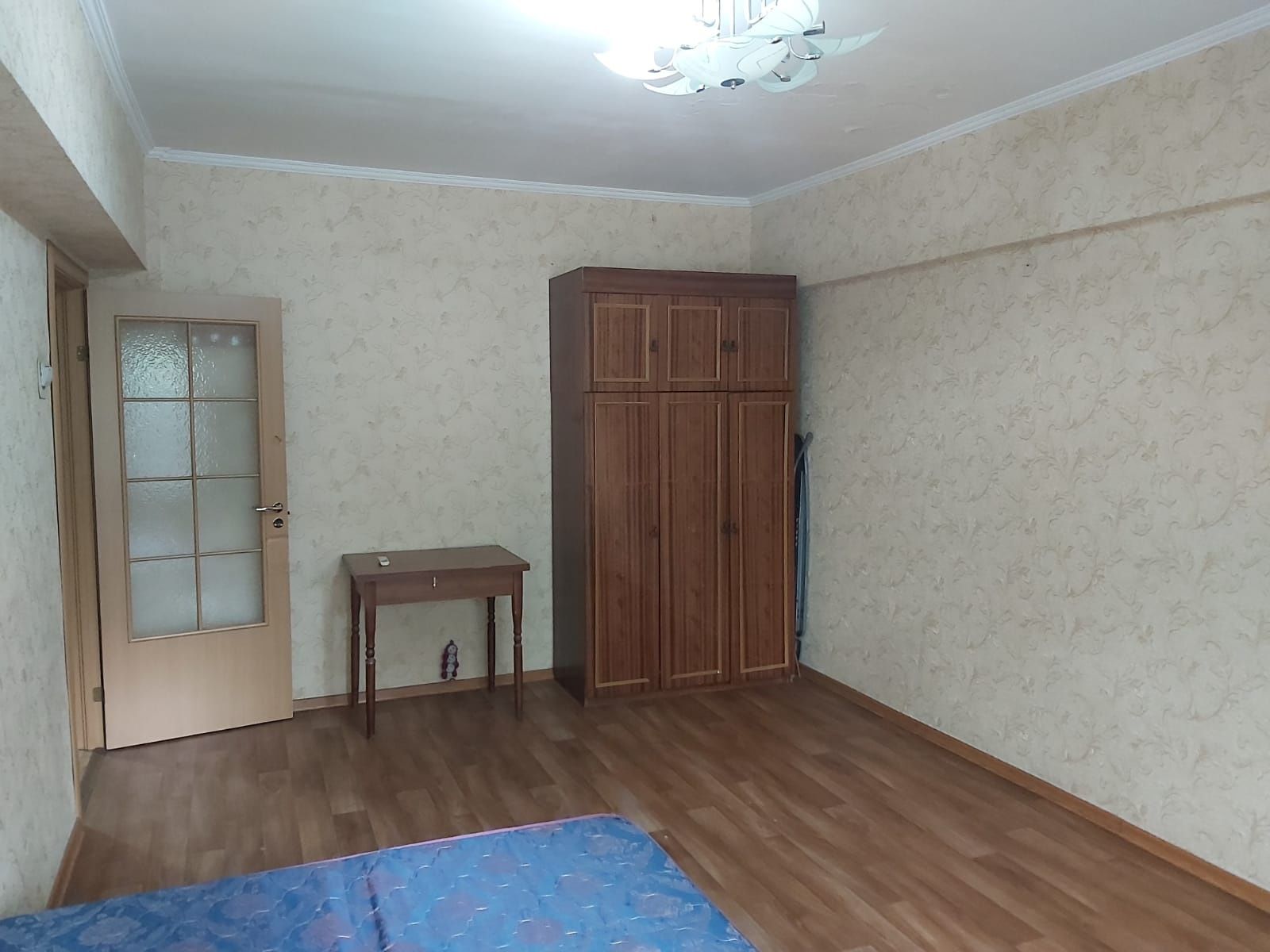 1 мкр Кулагер. 42кв.м.