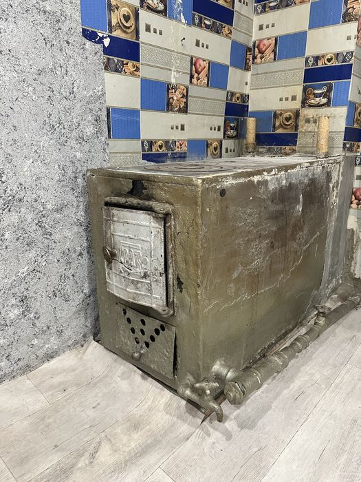 Продам печку для дома с котлом