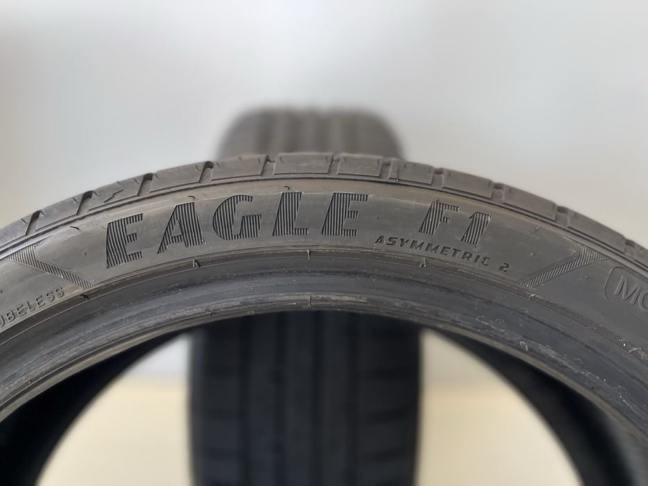Летни гуми 225/40/19 GoodYear
