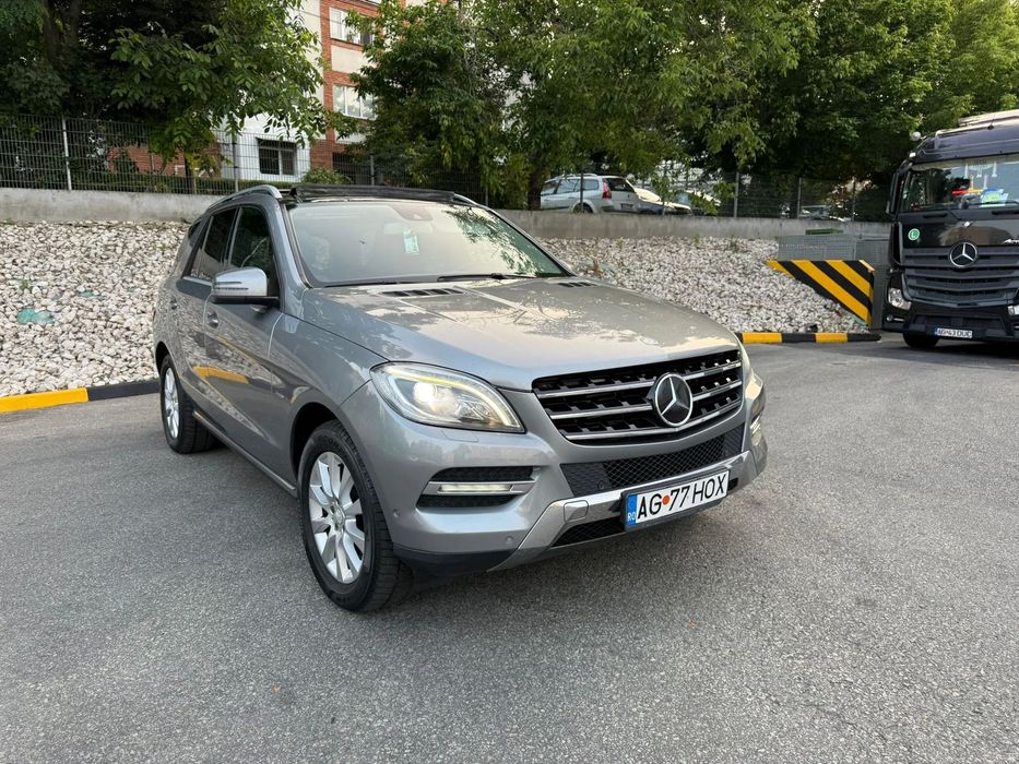 Mercedes-Benz ML Primul propietar,Lift-perne,Pano,Distronik,camera,line asist!