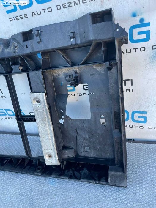 Trager Tragher Calandru Panou Frontal Citroen C3 2002 - 2009 Cod 9680218280