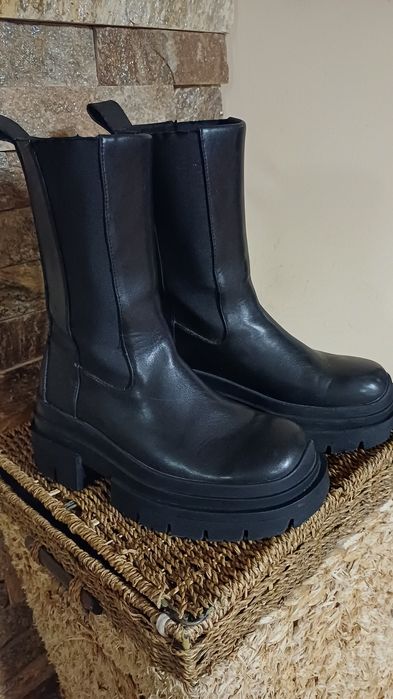 Боти Зара, 36 номер