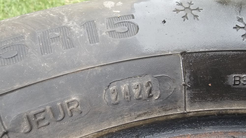 2 Cauciucuri Dunlop winter response 185 65 15 iarna