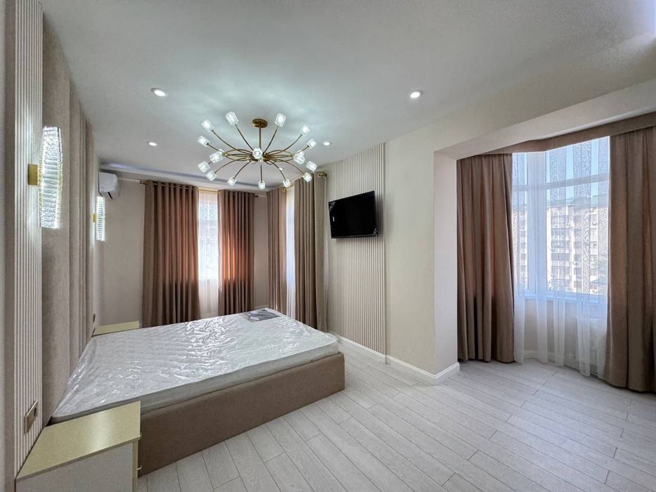 Vogzalda 3 xona Lux kvartira sotiladi