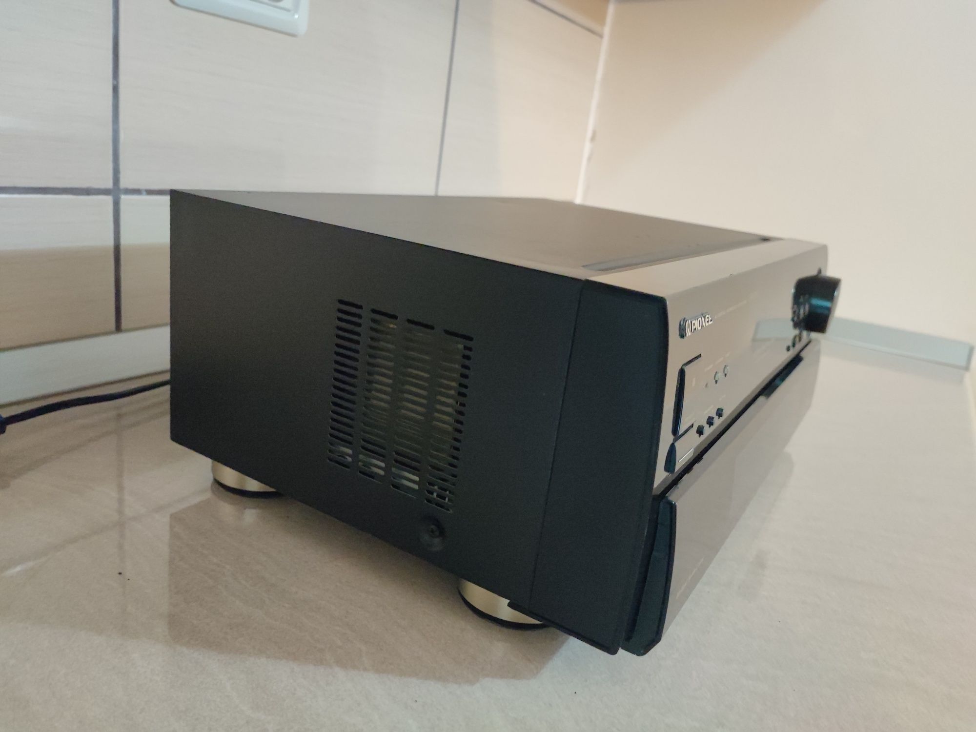 Statie amplificator Pioneer VSA 805 S cu ventilatie