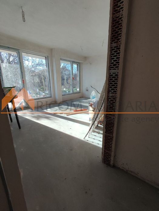 Продава се Двустаен апартамент в Варна, Виница - 72 кв.м за 1362 €/кв.м - Снимка #8