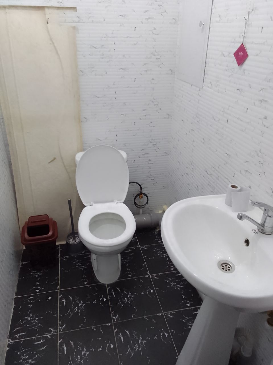 Qizlarga kvartira