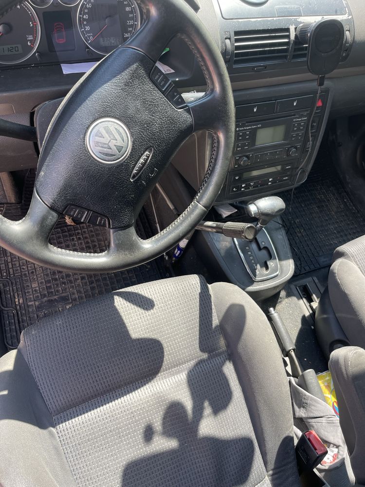 Vand vw sharan,adaptat pentru persoanele cu dizabilitati omologat.