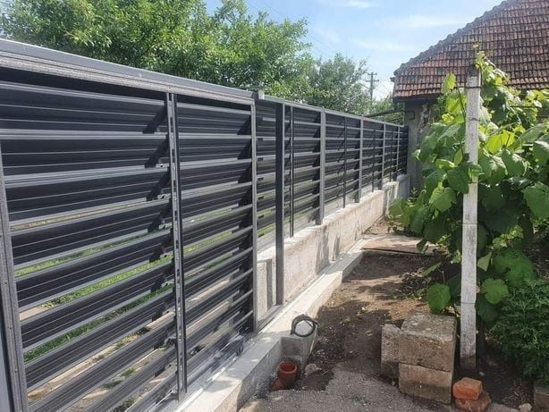 Meșter la garduri cu experiență în domeniul de peste 15 ani în constru