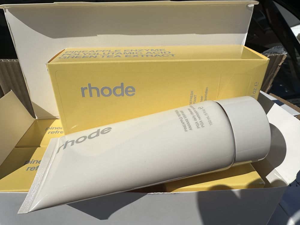 Rhode Barrier Restore Бариерен Крем и Pineapple Refresh Почистващ Крем