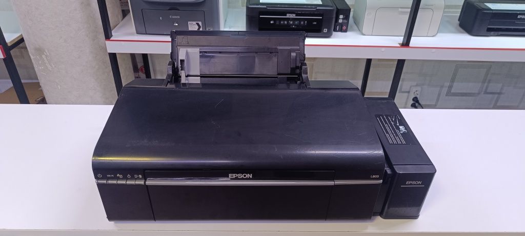 Epson L805 в хорошем состоянии