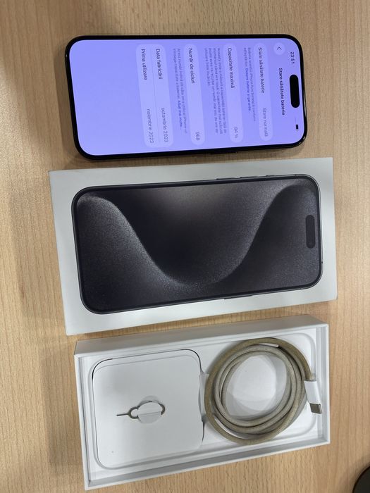 Iphone 15 pro impecabil