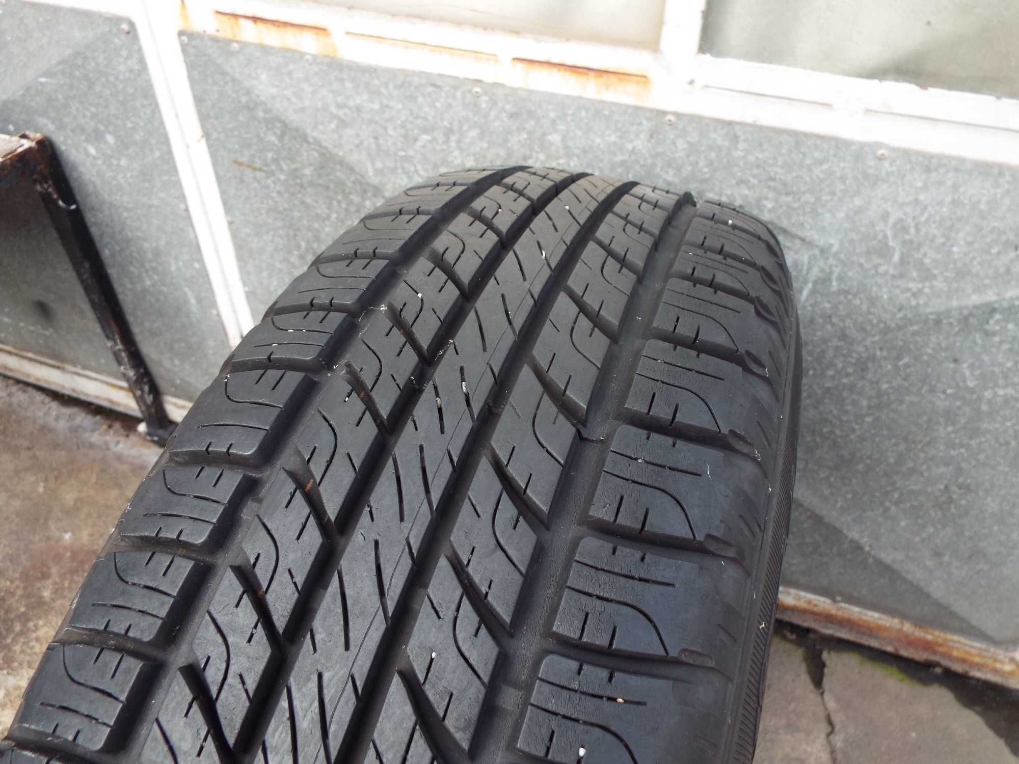 vand o singura anvelopa 215/75/16 goodyear wrangler hp pret 200ron