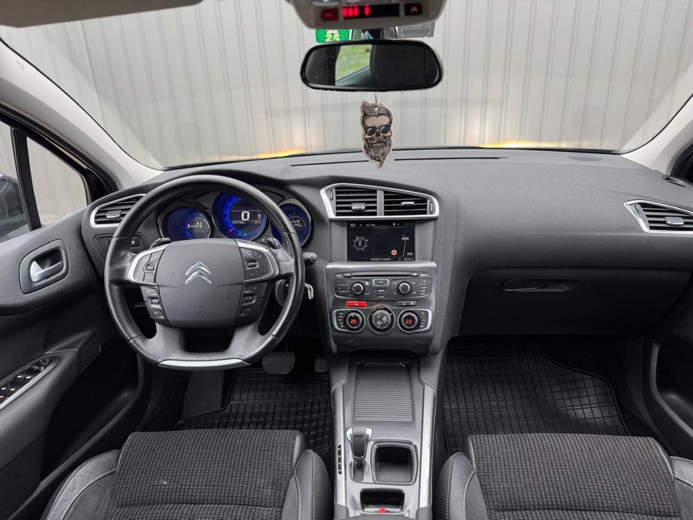 Citroen c4 exclusive 1.6hdi cutie automata xenon navi recent adus