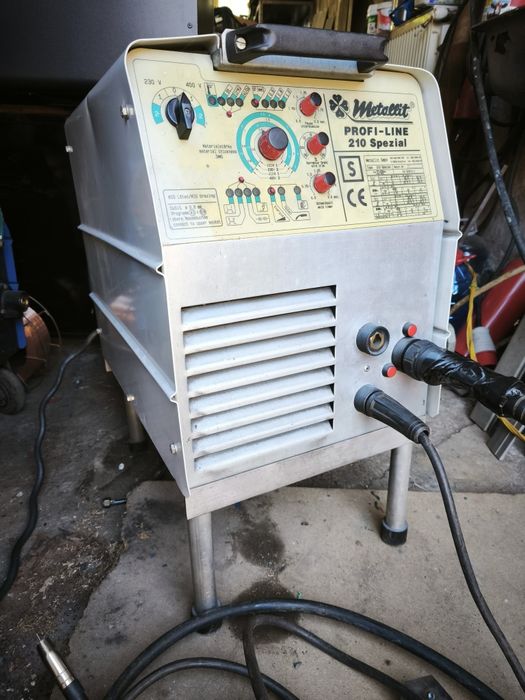 Aparat de sudura produsa de Merkle  Synergic  aluminiu, inox,cupruA 22