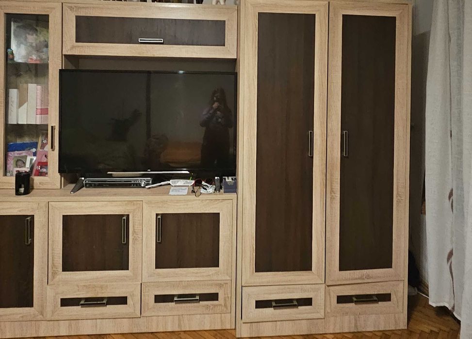 Bibliotecă living Atlas